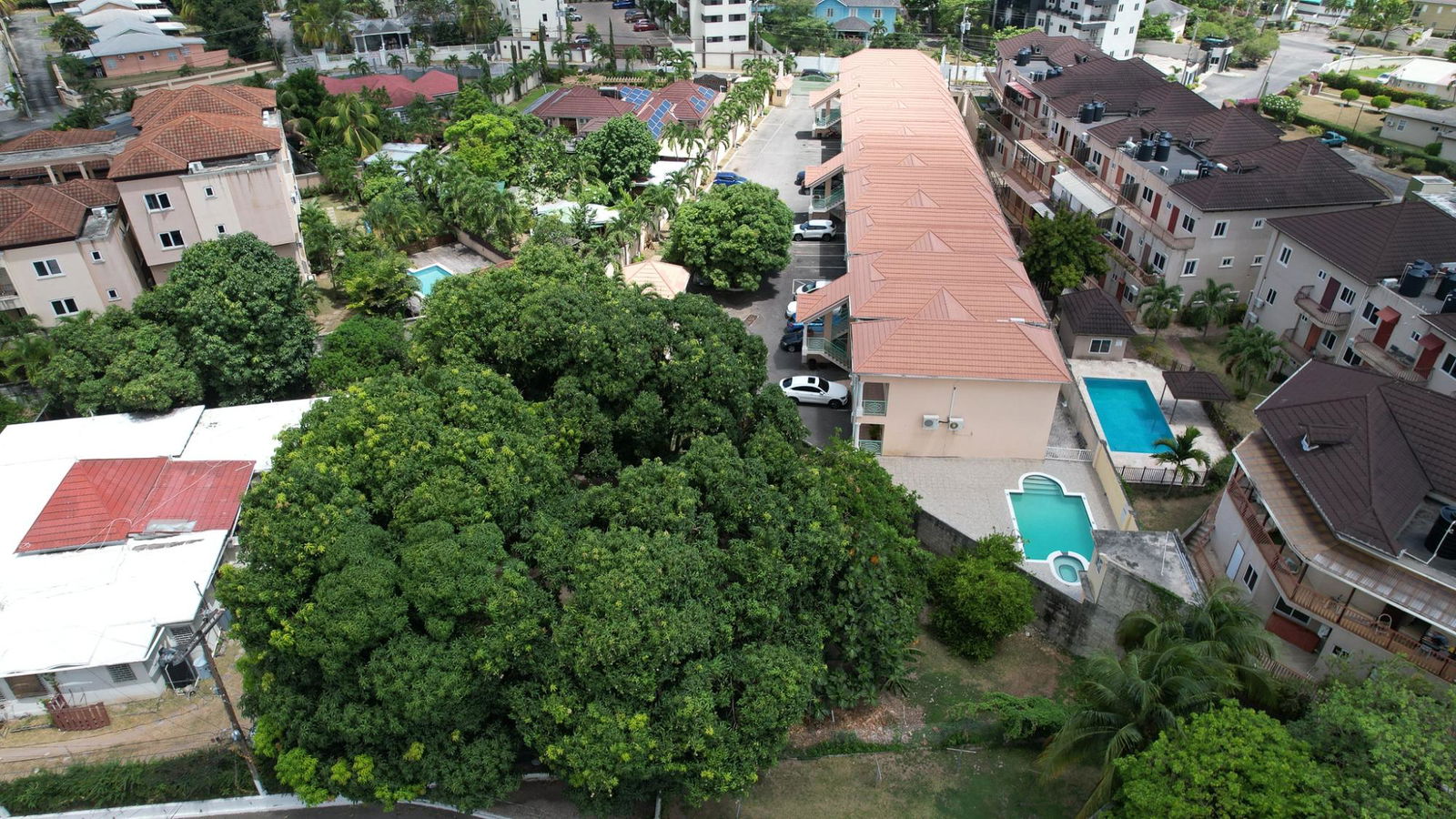 Furnished-2-Bedroom-Apartment-for-Sale-in-Kingston-6-Ottawa-Manor Eighteenth image of 14-9 9 Ottawa Avenue in Kingston 6, St. Andrew, Jamaica - property is For Sale