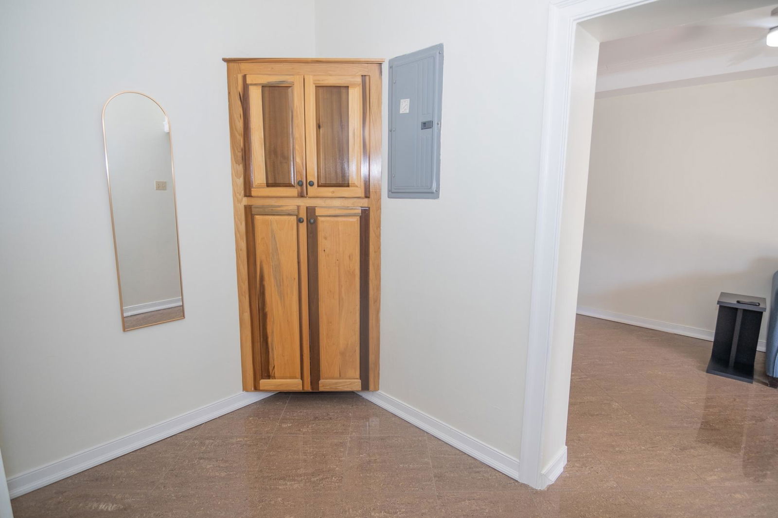 Furnished-2-Bedroom-Apartment-for-Sale-in-Kingston-6-Ottawa-Manor Seventh image of 14-9 9 Ottawa Avenue in Kingston 6, St. Andrew, Jamaica - property is For Sale