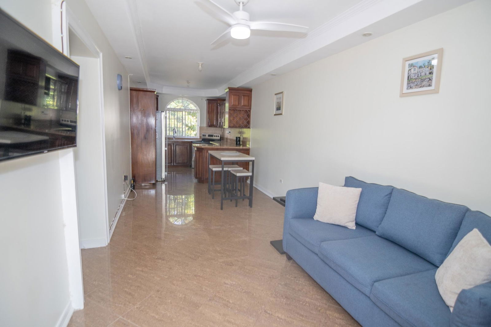 Furnished-2-Bedroom-Apartment-for-Sale-in-Kingston-6-Ottawa-Manor Eighth image of 14-9 9 Ottawa Avenue in Kingston 6, St. Andrew, Jamaica - property is For Sale