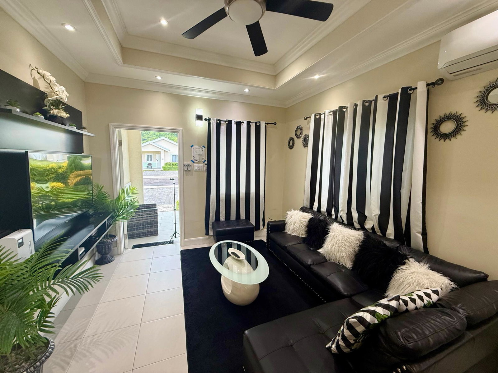 Furnished-2-Bedroom-Home-for-Sale-in-Oceanpointe-Hanover-Jamaica Fifth image of 25 Seashore East in Lucea, Hanover, Jamaica - property is For Sale