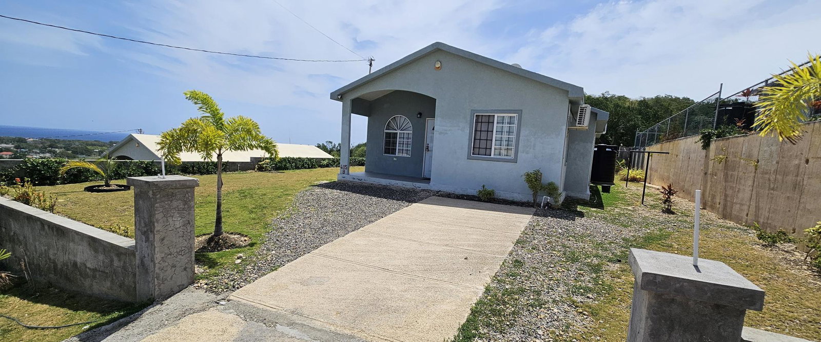 Furnished-2-Bedroom-House-for-Rent-in-Camelot-Village-Discovery-Bay-St.-Ann Second image of 405 Camelot Village Discovery in Discovery Bay, St. Ann, Jamaica - property is For Rent
