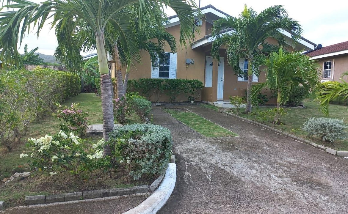 First image of Draxhall Country Club in Drax Hall Estate, St. Ann, Jamaica - property is For Rent