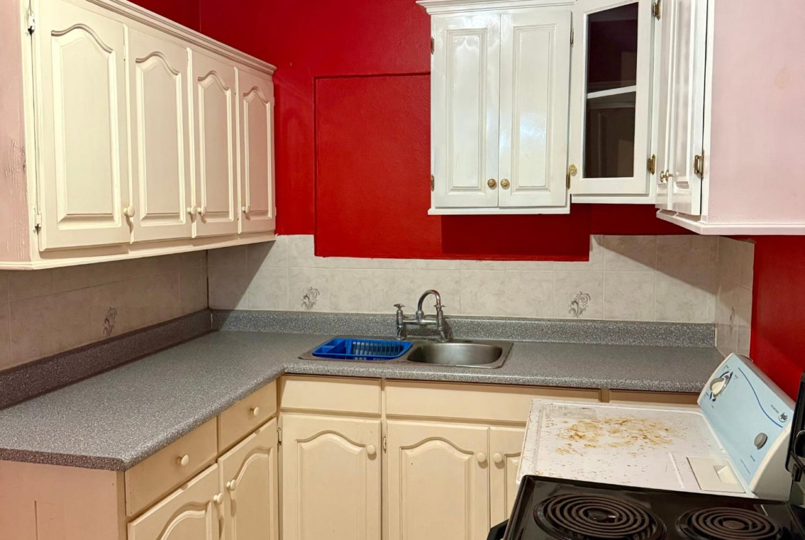 Fifth image of 12e-12 Kingsway in Kingston 10, St. Andrew, Jamaica - property is For Rent