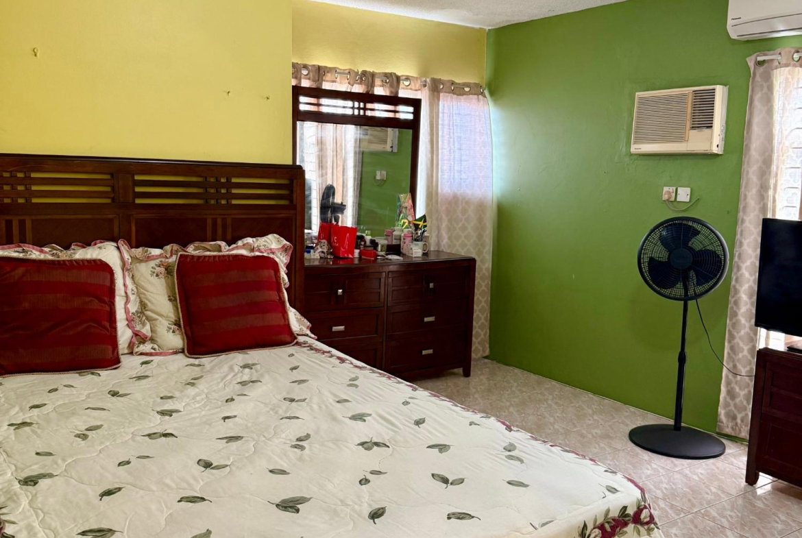 Eighth image of 12e-12 Kingsway in Kingston 10, St. Andrew, Jamaica - property is For Rent