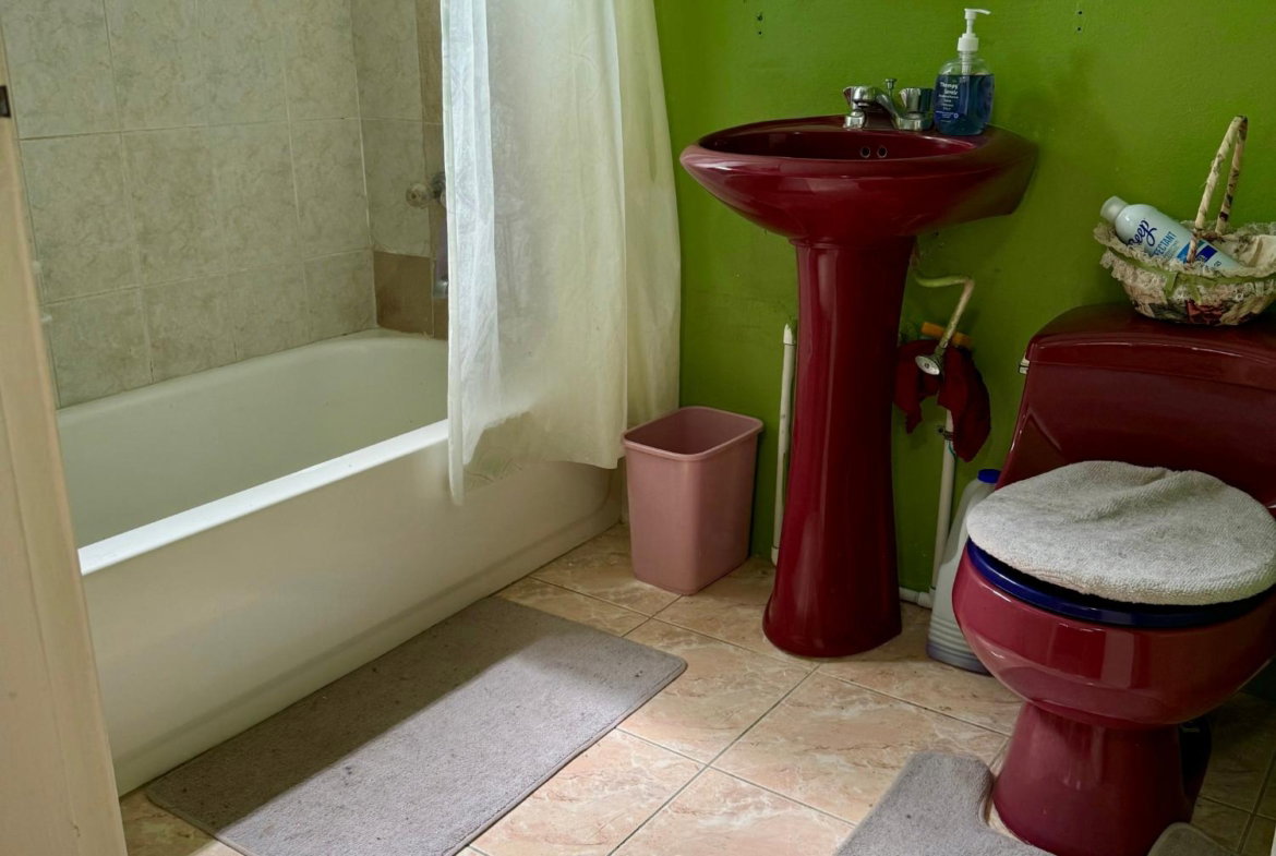 Ninth image of 12e-12 Kingsway in Kingston 10, St. Andrew, Jamaica - property is For Rent