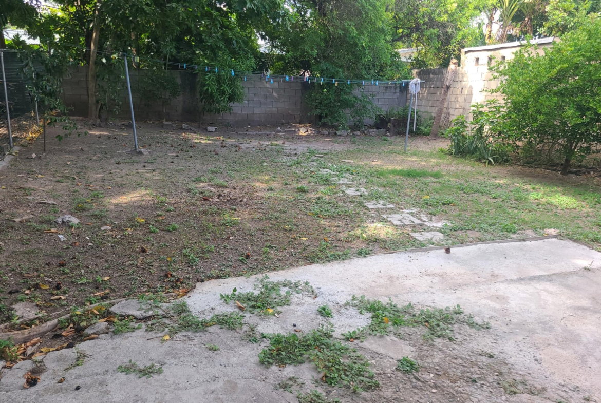 Ninth image of 16 Anglesea Avenue in Kingston 20, St. Andrew, Jamaica - property is For Rent