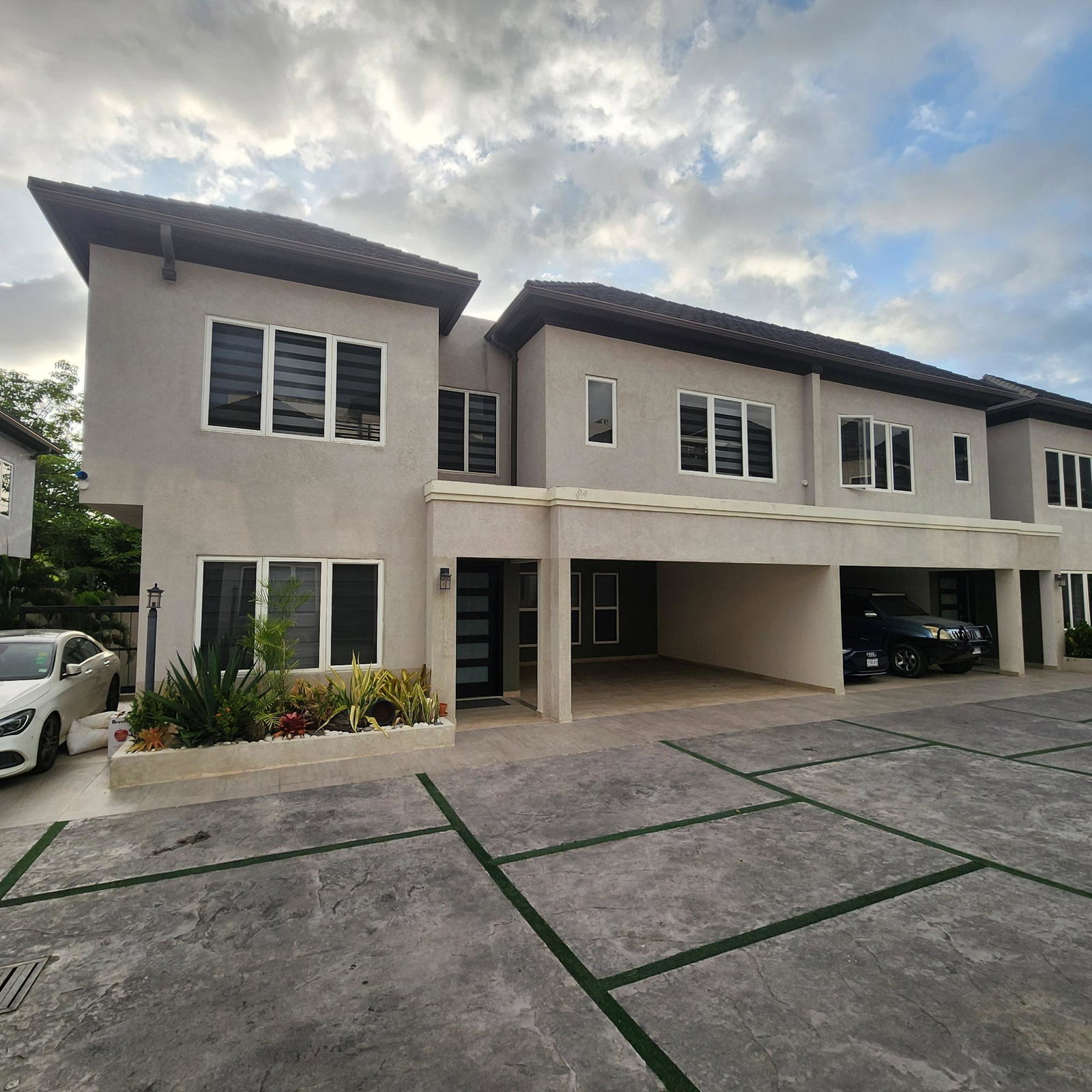 Second image of 21-19 Dillsbury Avenue in Kingston 6, St. Andrew, Jamaica - property is For Rent