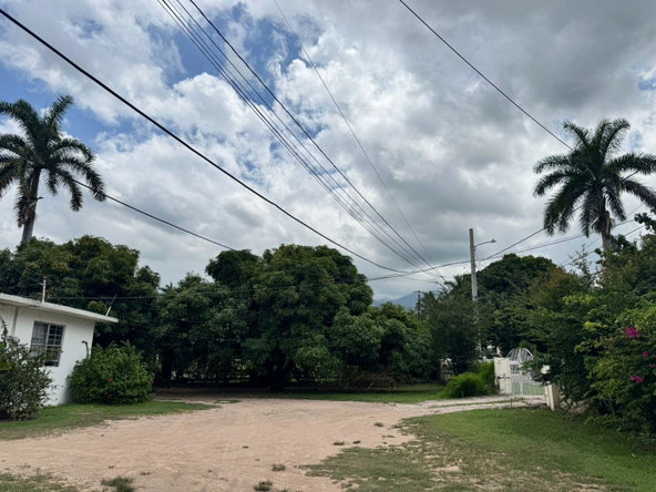 Fourth image of 49 University Crescent, Kgn in Kingston 6, St. Andrew, Jamaica - property is For Sale