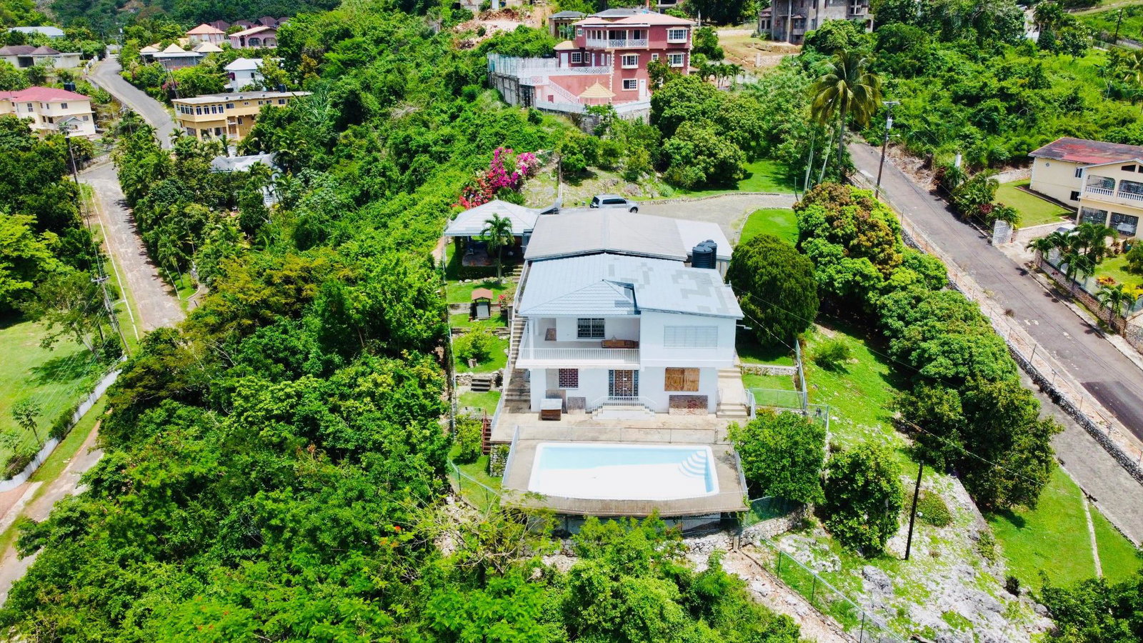 Eleventh image of Brentwood Terrace in Red Hills, St. Andrew, Jamaica - property is For Sale