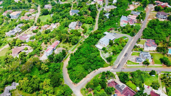 Twelfth image of Brentwood Terrace in Red Hills, St. Andrew, Jamaica - property is For Sale