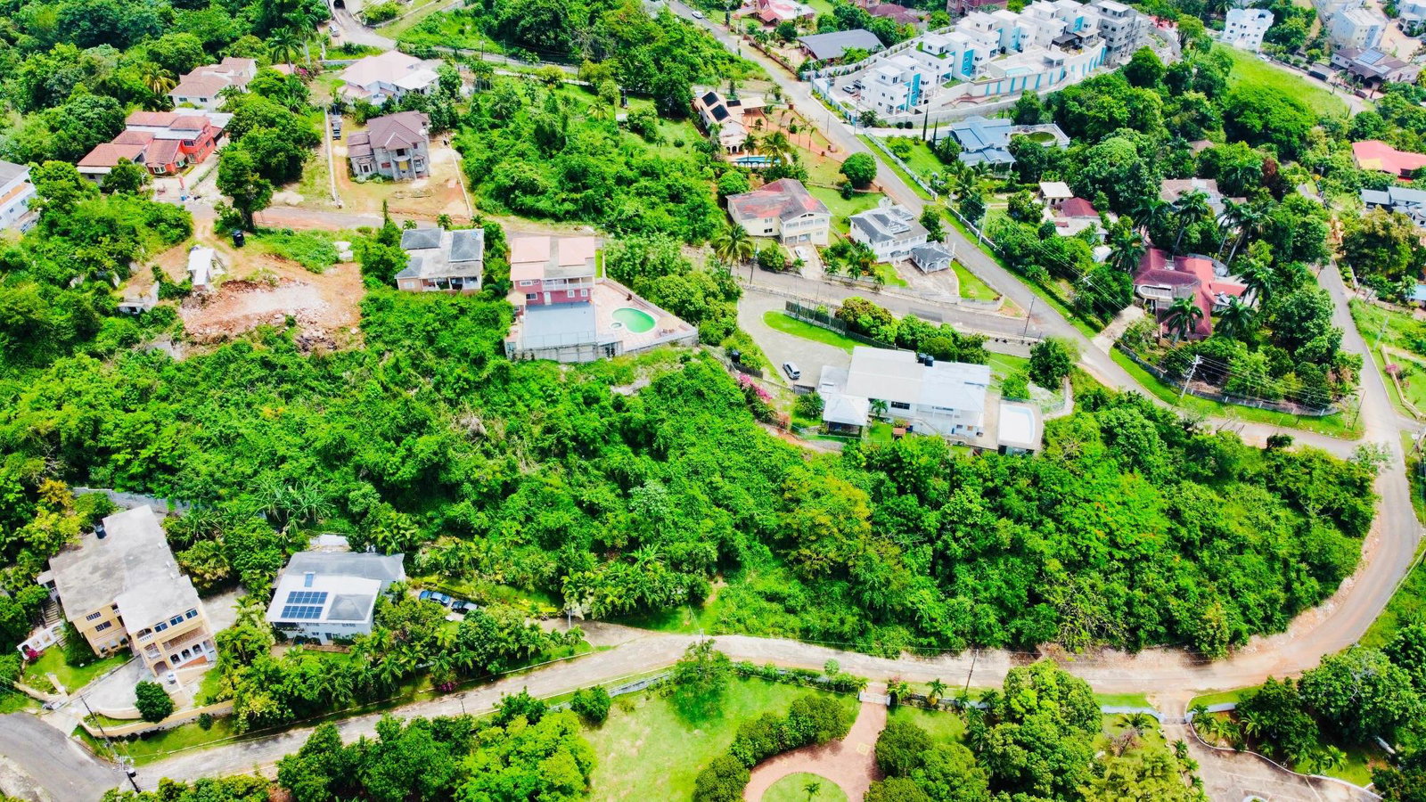Fourteenth image of Brentwood Terrace in Red Hills, St. Andrew, Jamaica - property is For Sale