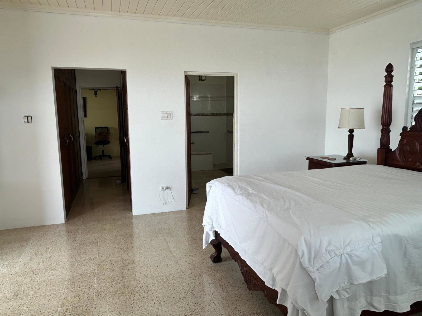 Seventeenth image of Brentwood Terrace in Red Hills, St. Andrew, Jamaica - property is For Sale