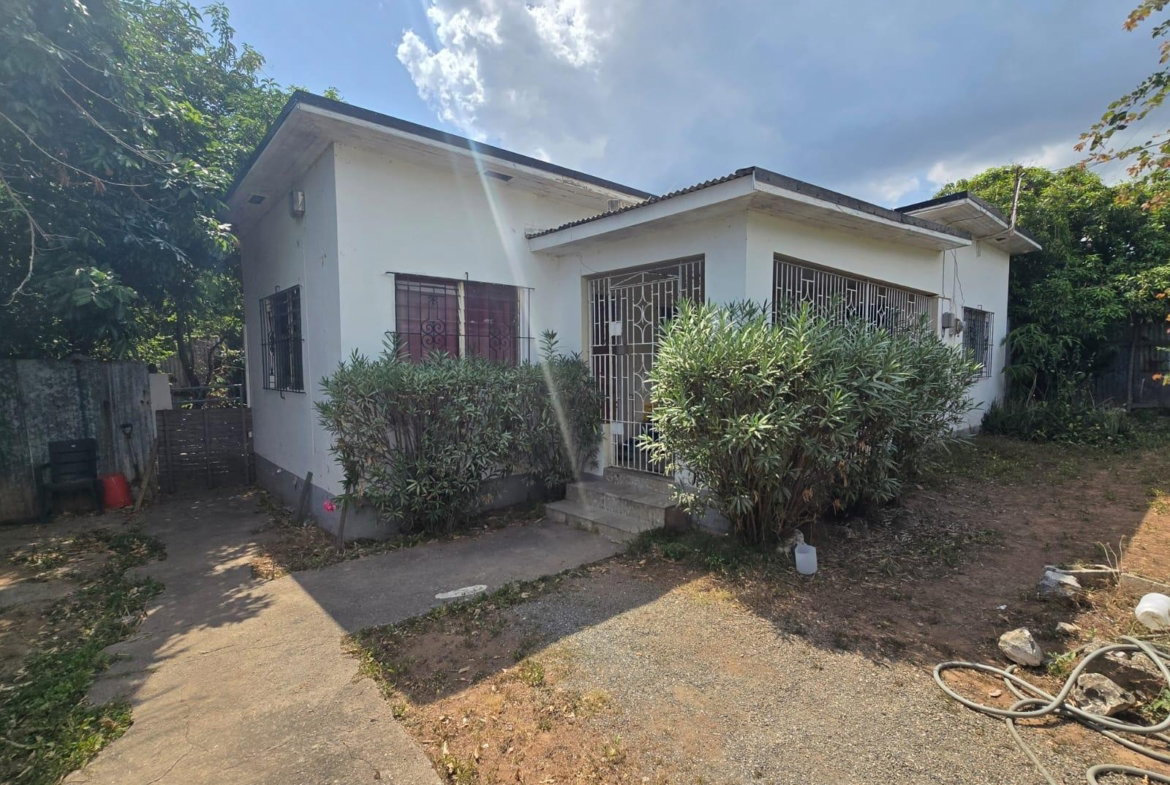 Third image of 166-3 Cartridge Road, Norman ga in Kingston 2, Kingston, Jamaica - property is For Sale