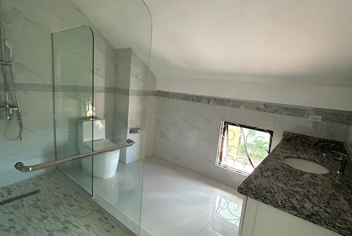 Twelfth image of 13-31 Rochester Avenue in Kingston 8, St. Andrew, Jamaica - property is For Sale