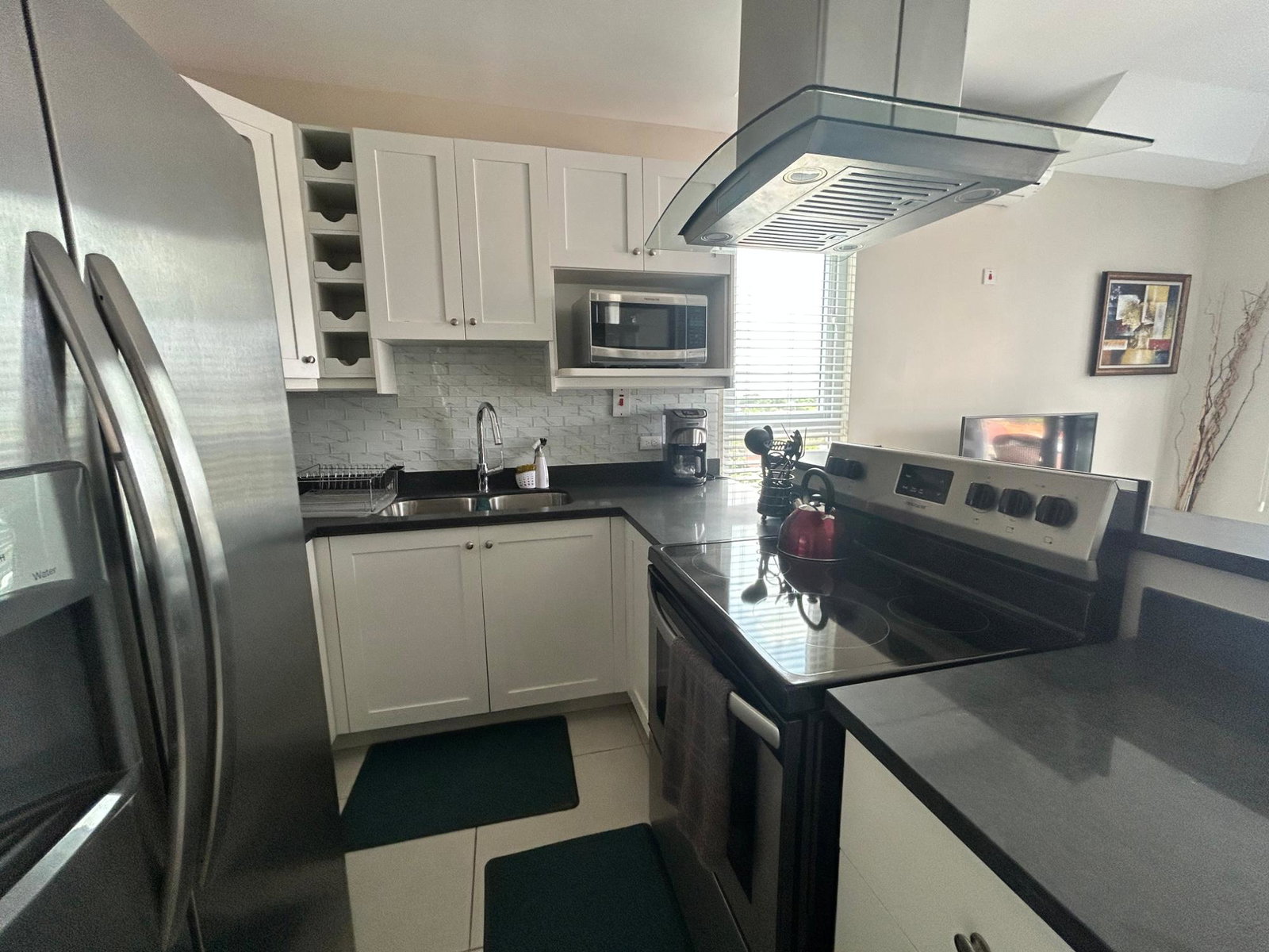 Third image of 601-2-6 Comlin Bank Road in Kingston 5, St. Andrew, Jamaica - property is For Rent