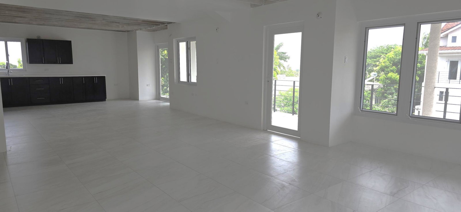 Luxury-2-Bed-Penthouse-Apartment-for-Rent-in-Kingston-8-Jamaica Twelfth image of Apt F9-67 Shortwood Road in Kingston 8, St. Andrew, Jamaica - property is For Rent