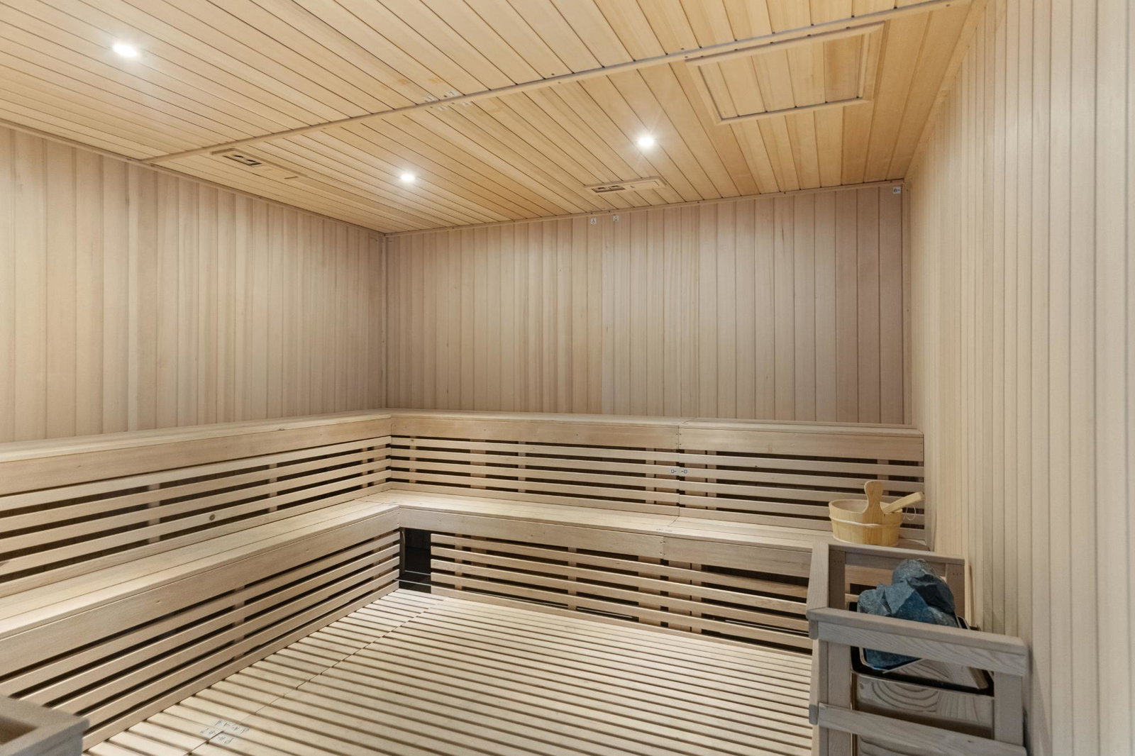 Thirteenth image of 201-28 Waterloo Avenue in Kingston 10, St. Andrew, Jamaica - property is For Sale