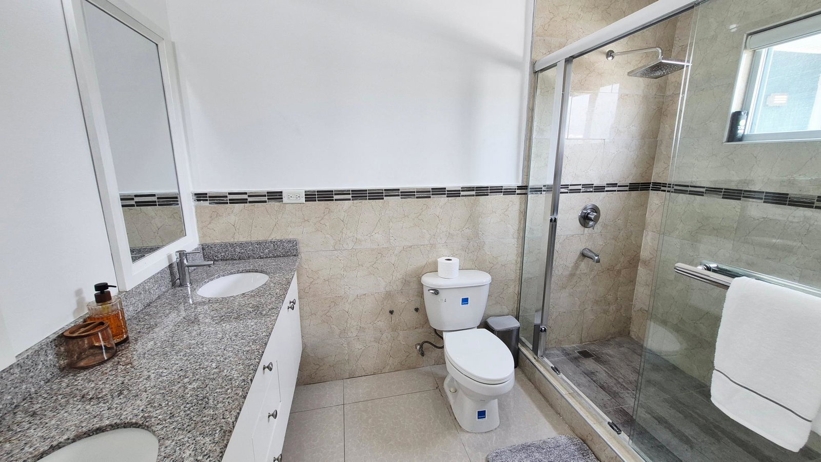 Second image of A604-10 Surbiton Road in Kingston 10, St. Andrew, Jamaica - property is For Rent