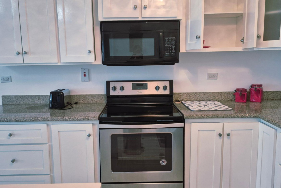 Fourth image of A604-10 Surbiton Road in Kingston 10, St. Andrew, Jamaica - property is For Rent