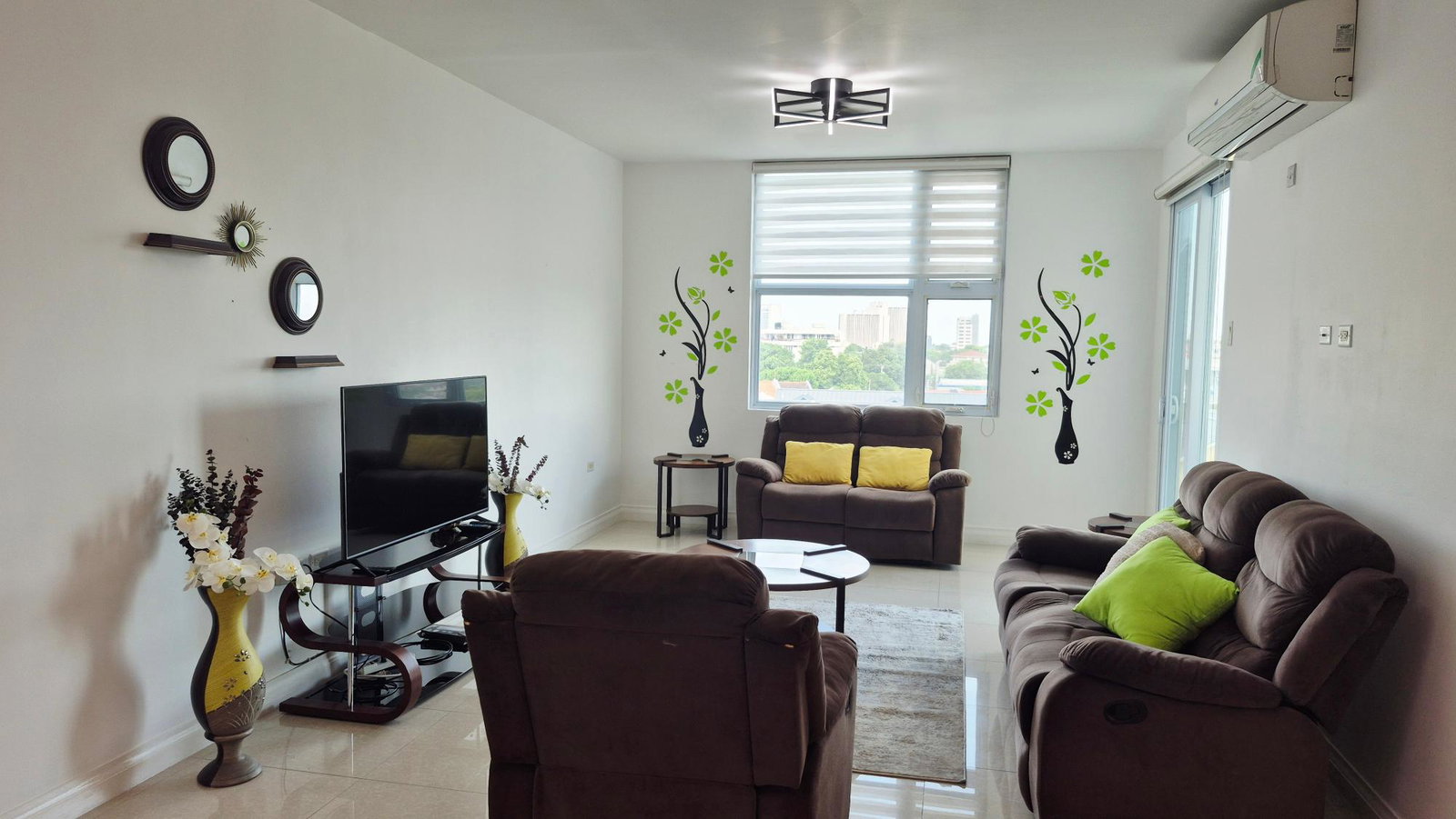 Fifth image of A604-10 Surbiton Road in Kingston 10, St. Andrew, Jamaica - property is For Rent