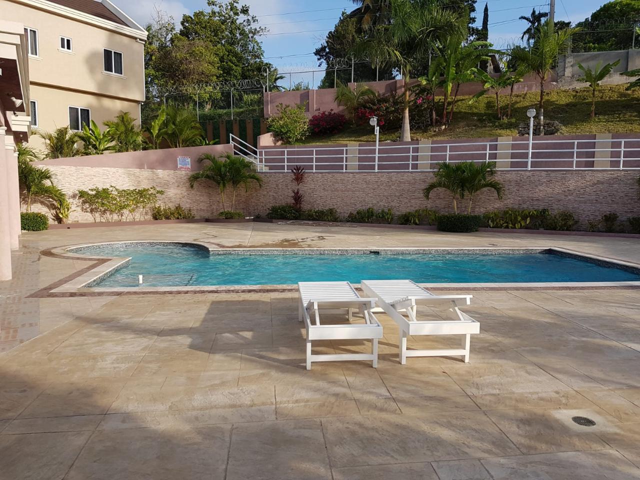 Luxury-2-Bedroom-Townhouse-for-Rent-in-Ocho-Rios-St.-Ann Sixteenth image of 3 Stanmore in Ocho Rios, St. Ann, Jamaica - property is For Rent