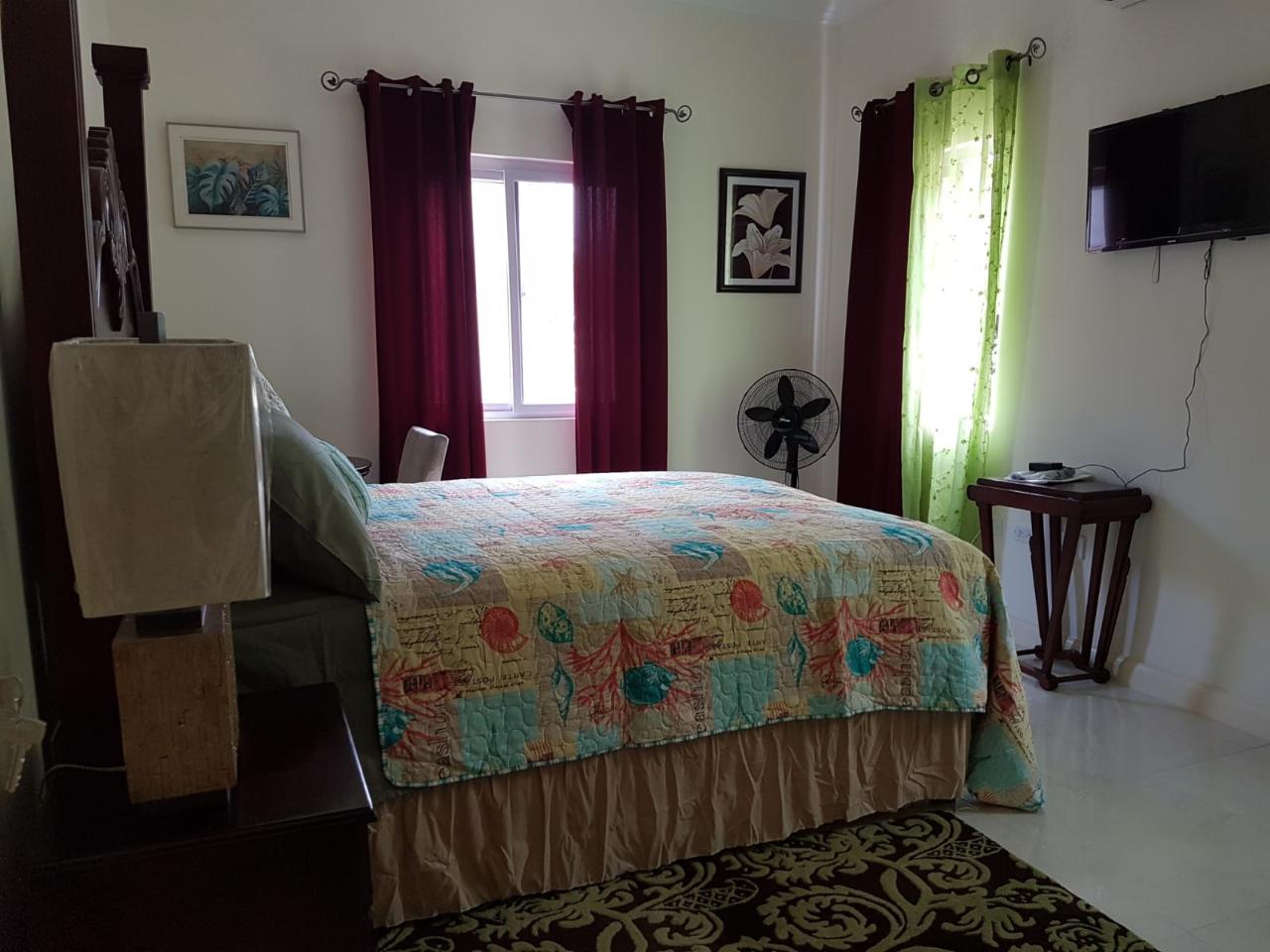Luxury-2-Bedroom-Townhouse-for-Rent-in-Ocho-Rios-St.-Ann Tenth image of 3 Stanmore in Ocho Rios, St. Ann, Jamaica - property is For Rent