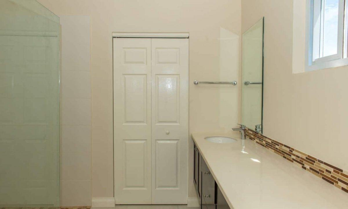 Fifth image of 49-11 Stanley Terrace in Red Hills, St. Andrew, Jamaica - property is For Rent