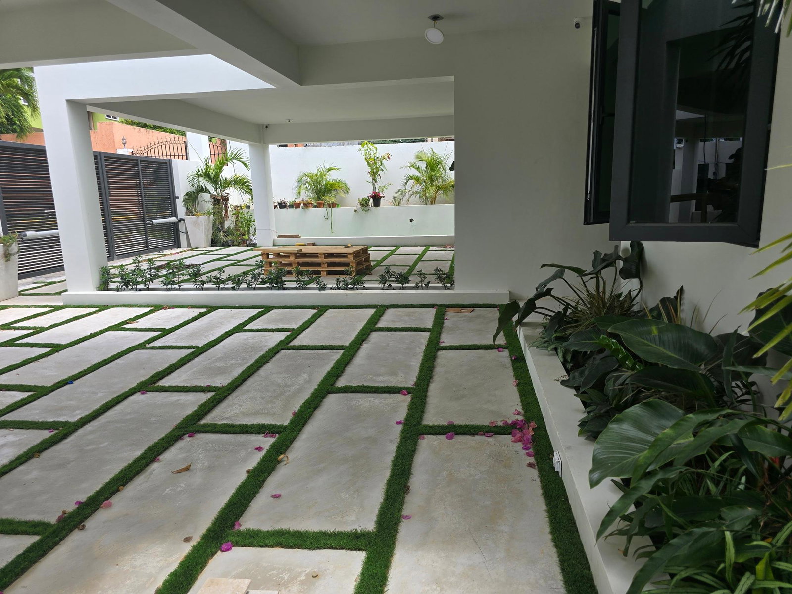 Luxury-3-Bed-Townhouse-for-Sale-in-Waterworks-Kingston-Jamaica Fourth image of 2-5 Parkway Close in Kingston 8, St. Andrew, Jamaica - property is For Sale