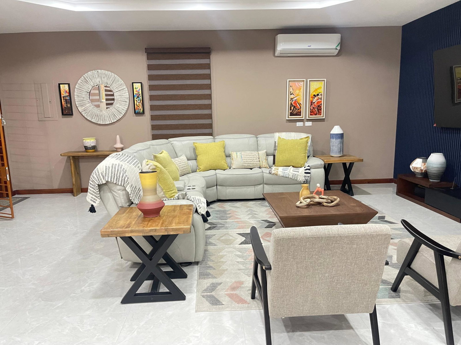 Eighth image of Norbrook Drive Kgn 8 in Kingston 8, St. Andrew, Jamaica - property is For Rent