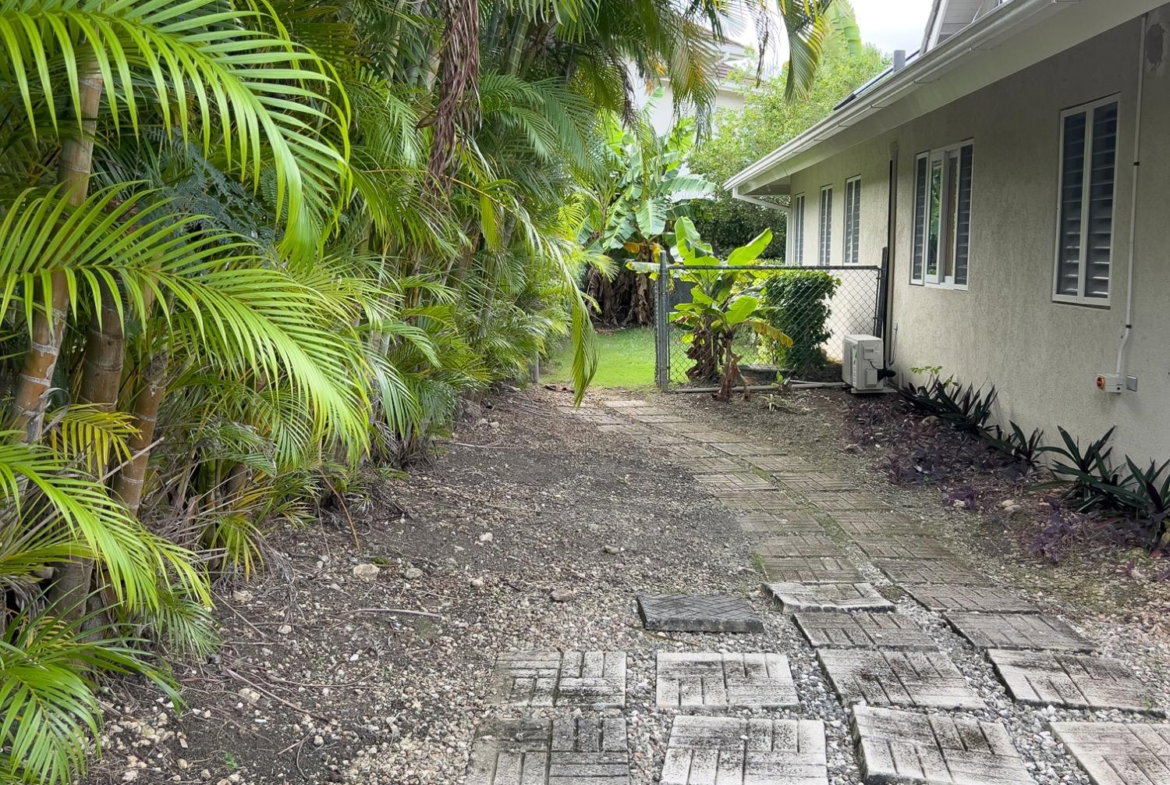 Fourth image of 91 Gardenia Ave in Richmond, St. Ann, Jamaica - property is For Sale