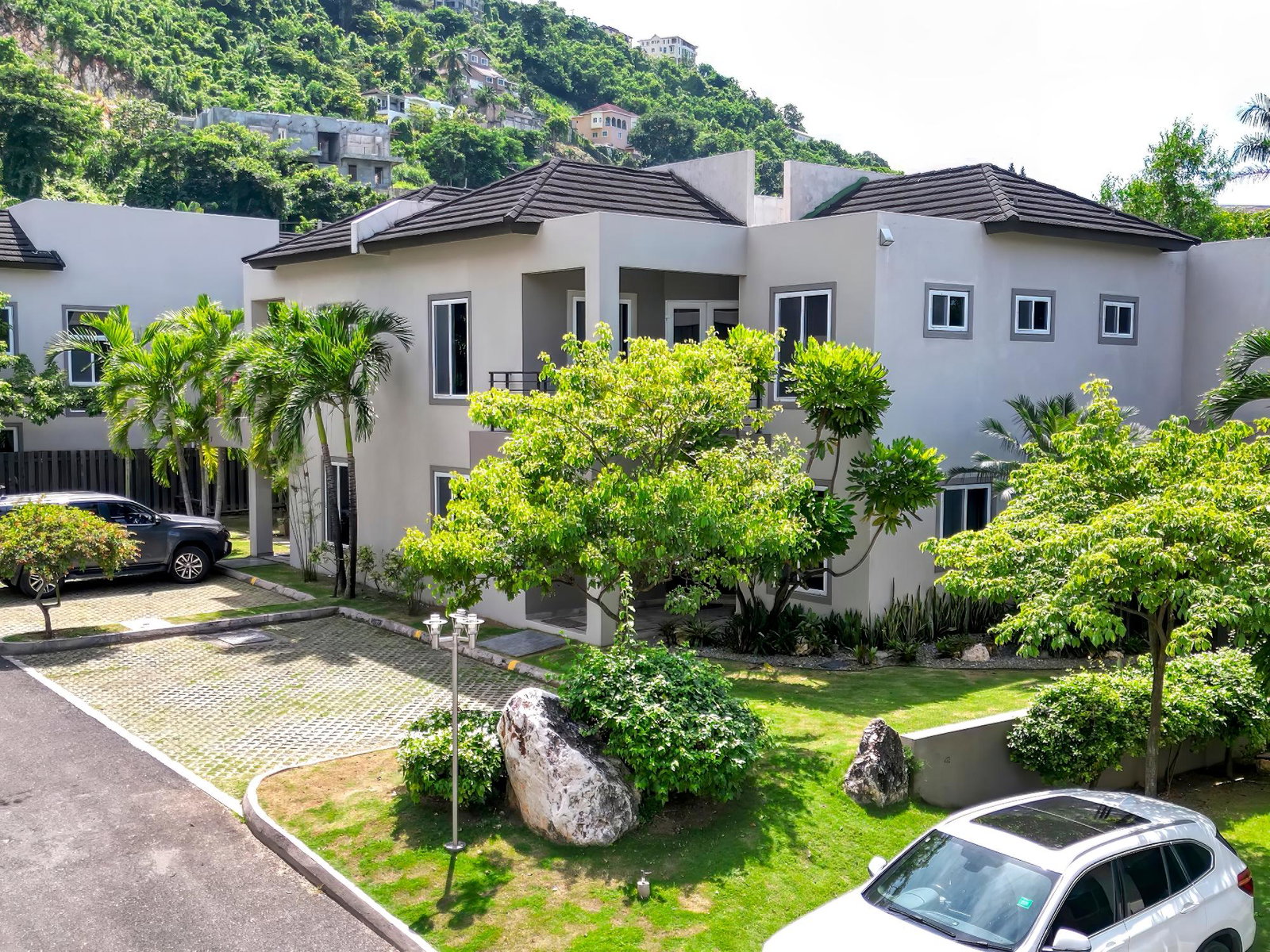 Luxury-3-Bedroom-Townhouse-for-Rent-in-Gavia-Cherry-Hill-St.-Andrew-Jamaica Second image of 8-2 Cherry Hill Road in Kingston 8, St. Andrew, Jamaica - property is For Rent