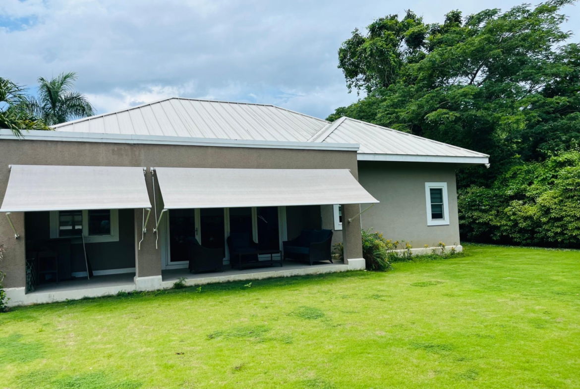 Twenty-First image of 35 Tara Estates in Reading, St. James, Jamaica - property is For Rent