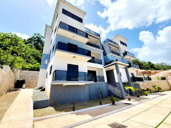 First image of 4-20 Bellevue Drive, Smokey va in Kingston 19, St. Andrew, Jamaica - property is For Rent