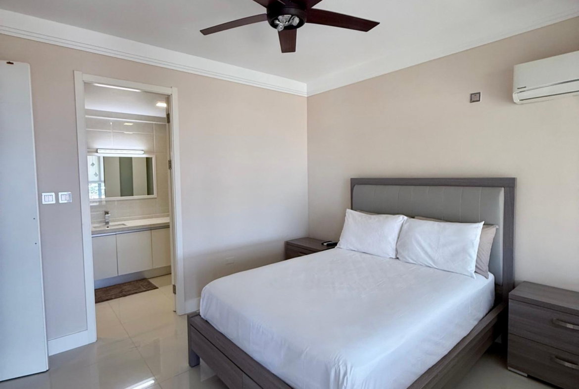 Twelfth image of 908-20 South Avenue in Kingston 10, St. Andrew, Jamaica - property is For Rent
