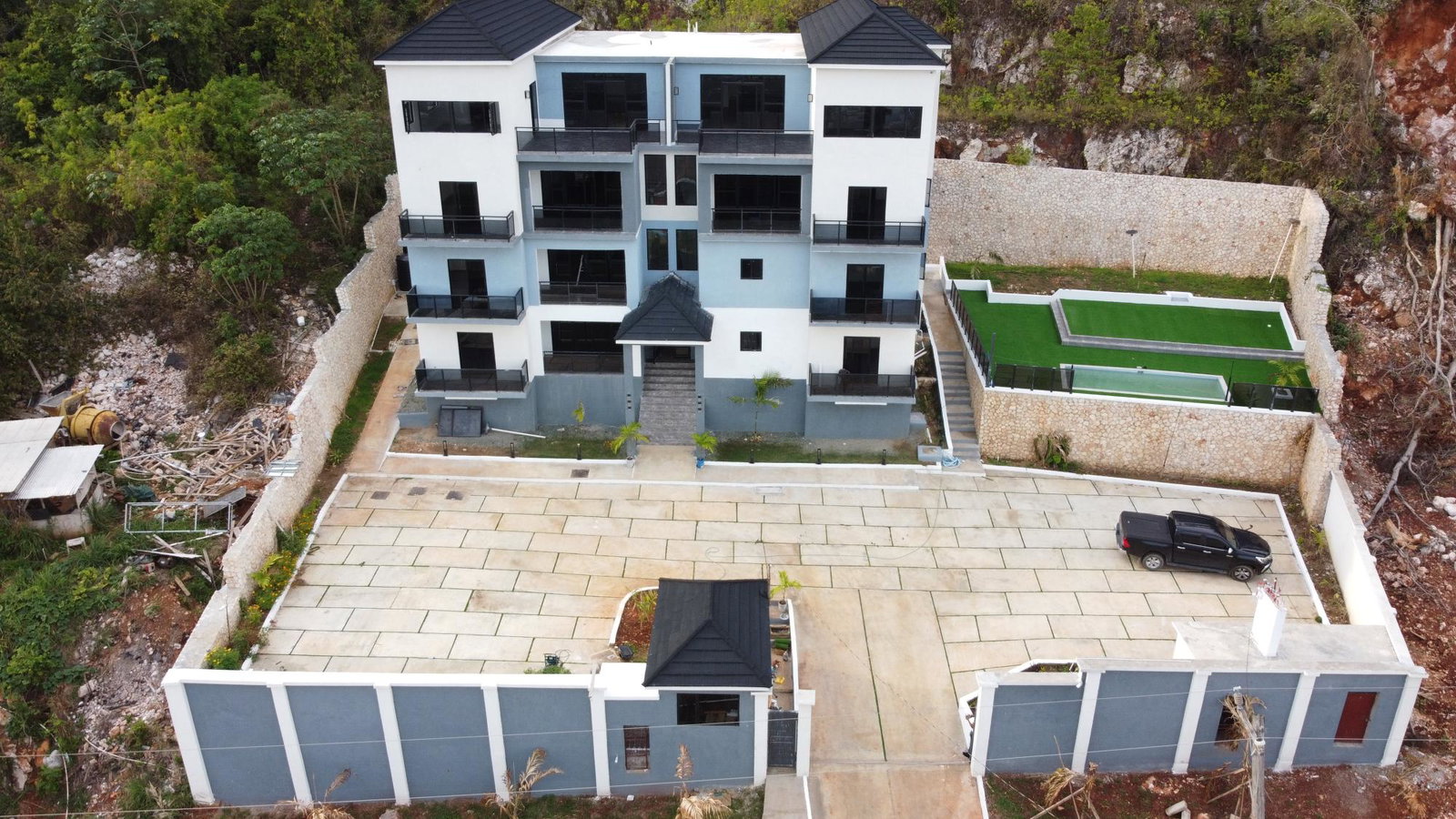 Second image of 8- Smokey Vale in Kingston 8, St. Andrew, Jamaica - property is For Rent