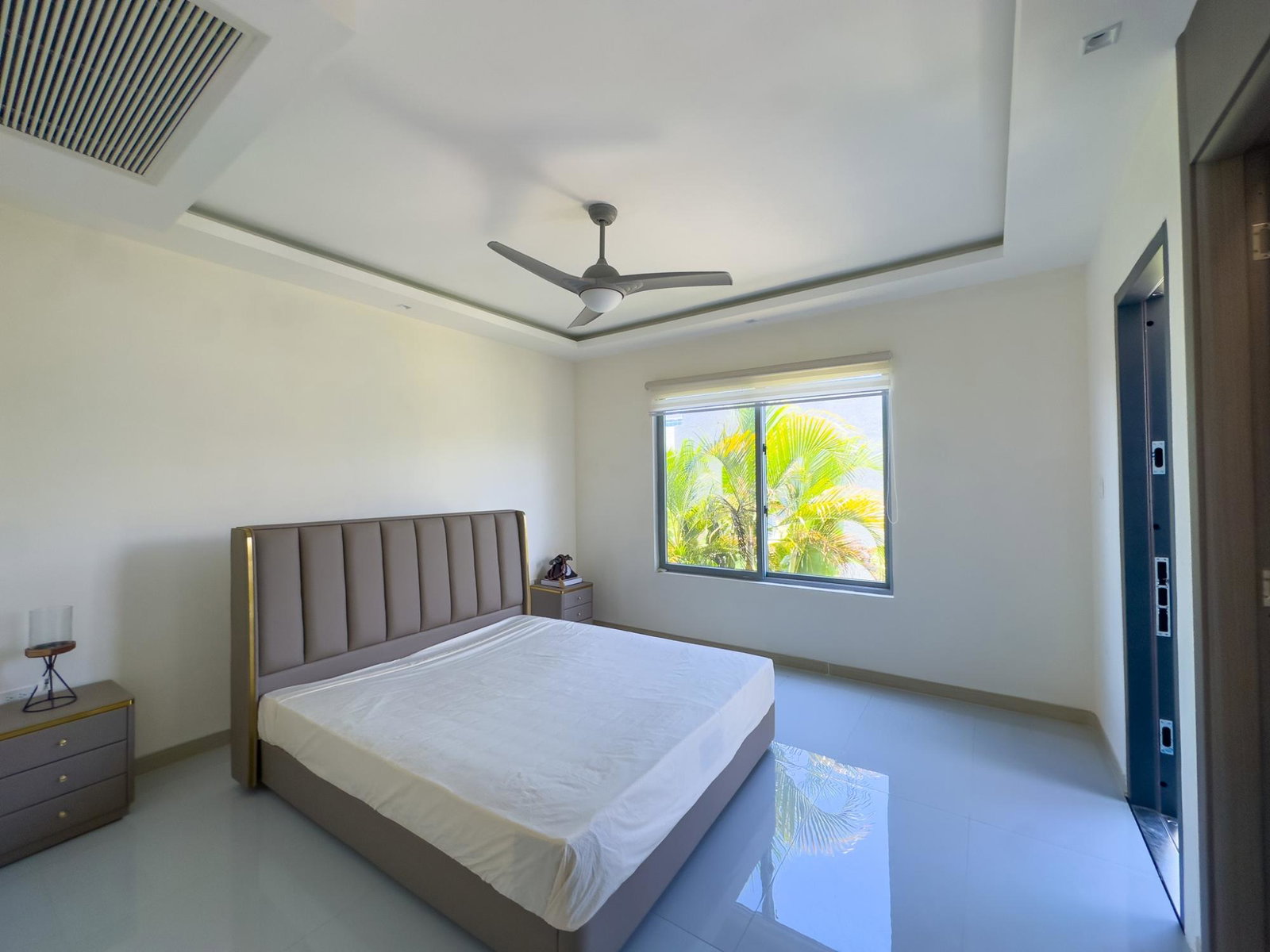 Luxury-Townhouse-for-Sale-at-Paradisiac-Beach-Club-St.-Ann-Jamaica Eleventh image of Onyxparadisiac Beachclub in Richmond, St. Ann, Jamaica - property is For Sale