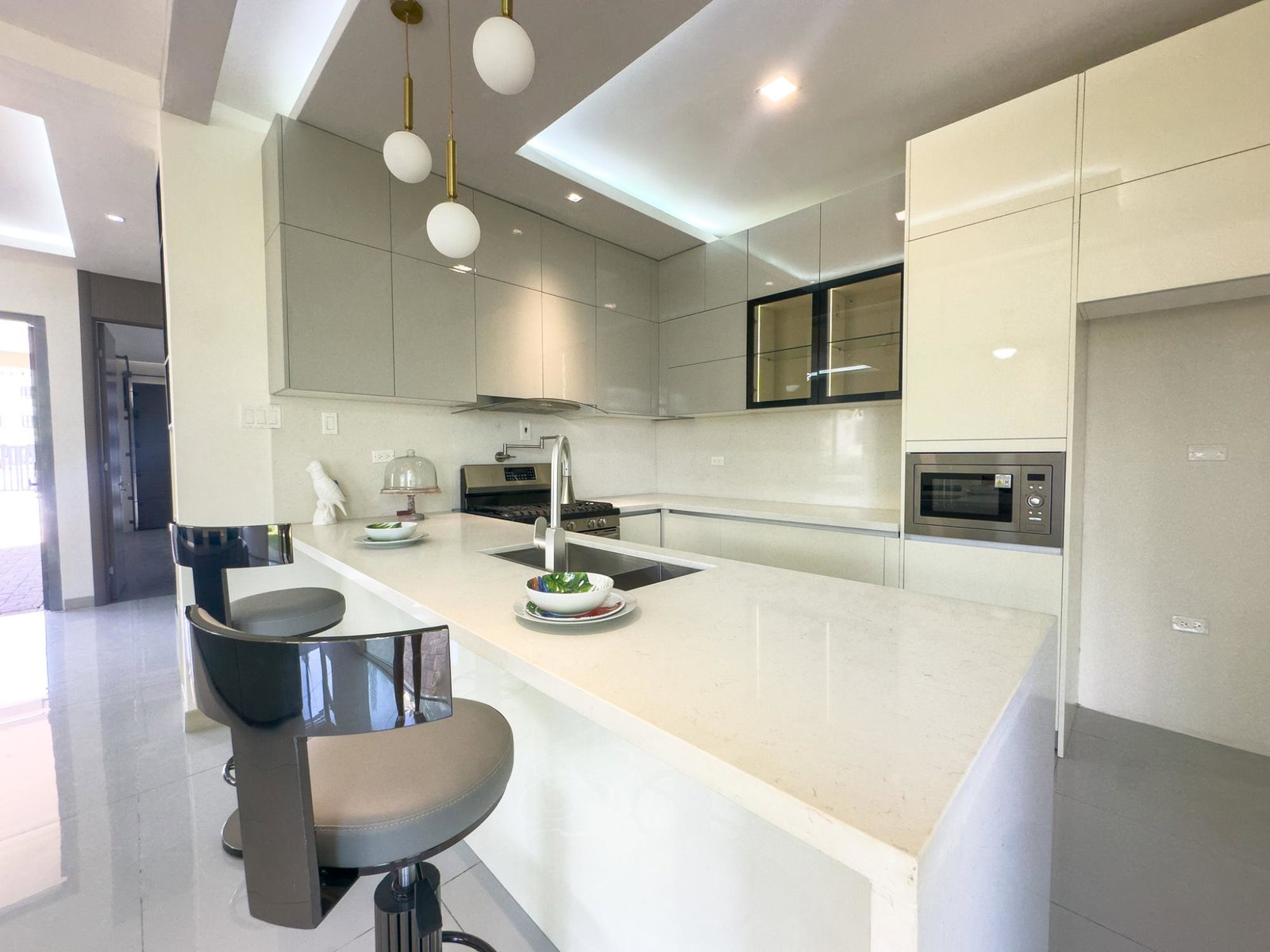 Luxury-Townhouse-for-Sale-at-Paradisiac-Beach-Club-St.-Ann-Jamaica Ninth image of 305 The Onyx Townhouse 305 in Richmond, St. Ann, Jamaica - property is For Sale