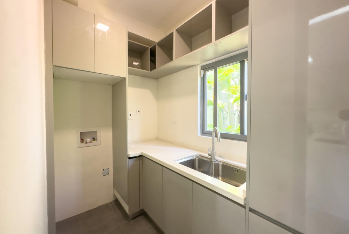 Tenth image of 305 The Onyx Townhouse 305 in Richmond, St. Ann, Jamaica - property is For Sale