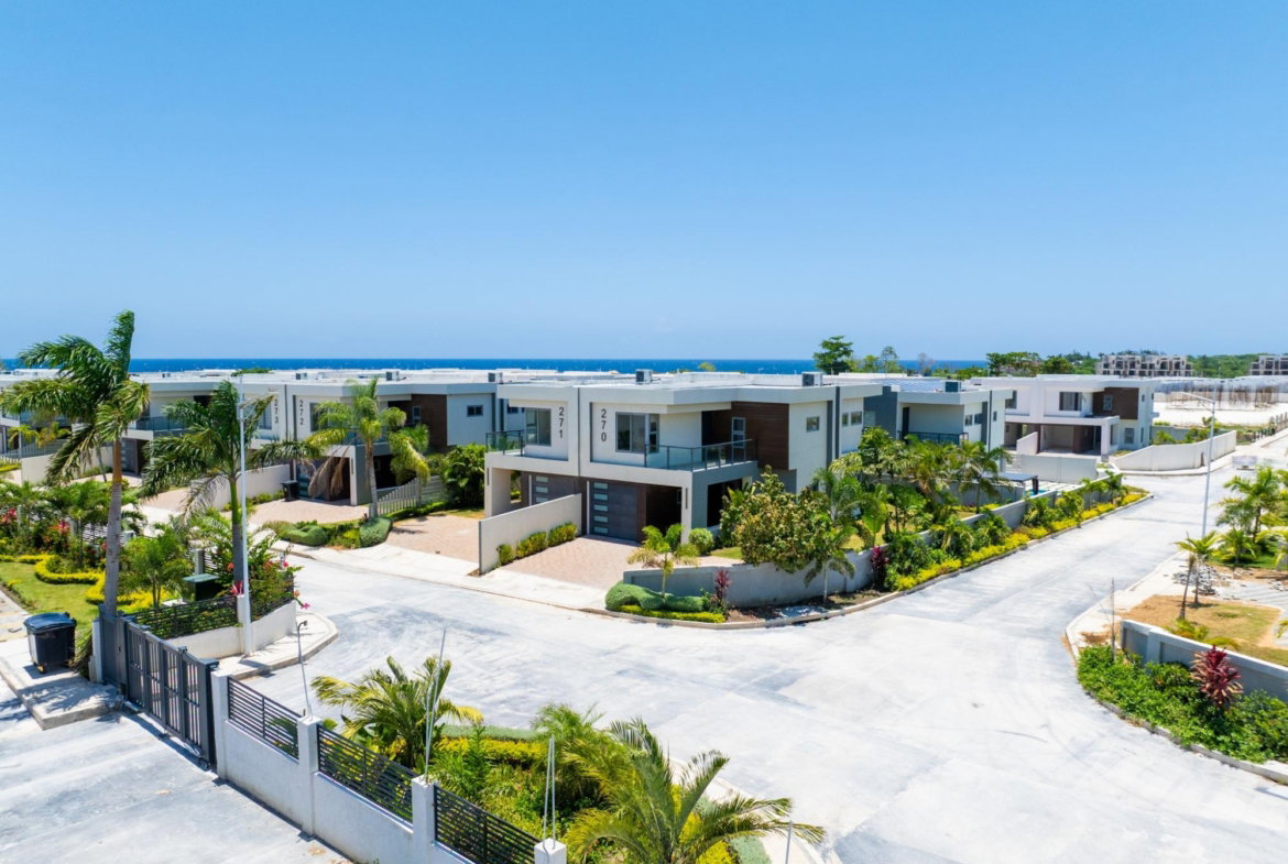 Seventeenth image of 305 The Onyx Townhouse 305 in Richmond, St. Ann, Jamaica - property is For Sale