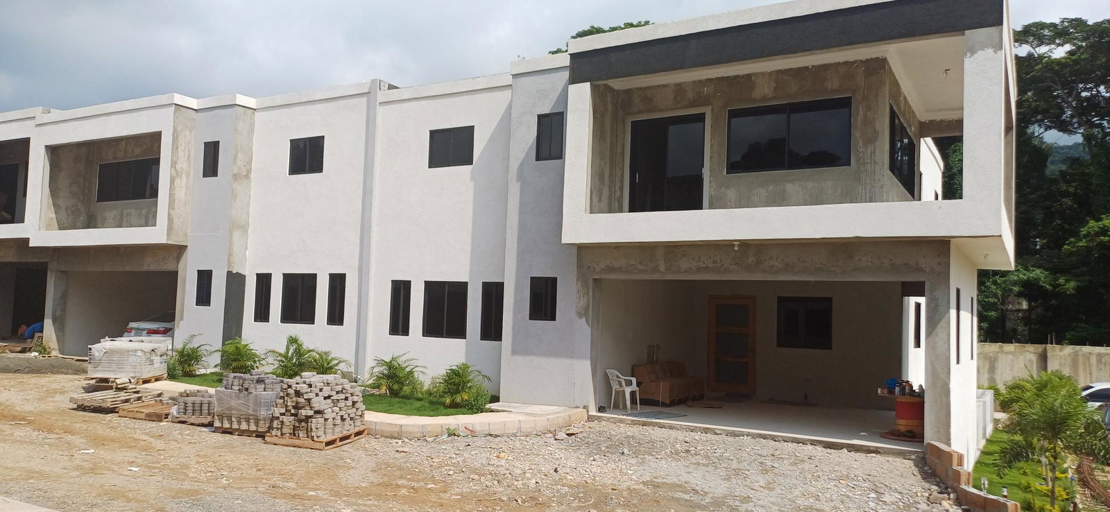 Fourth image of 12-5 Farringdon Heights in Kingston 6, St. Andrew, Jamaica - property is For Sale