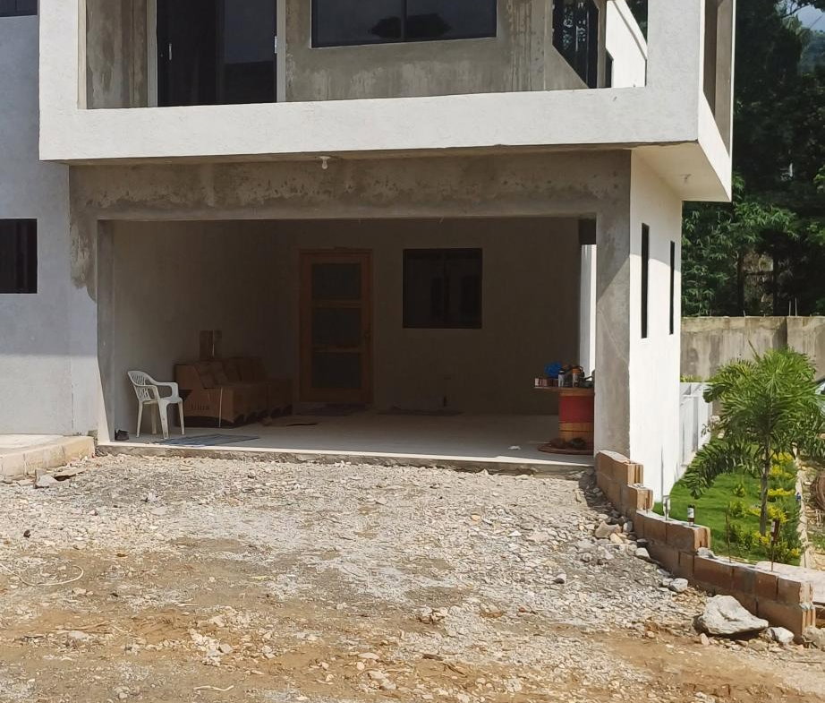 Sixth image of 12-5 Farringdon Heights in Kingston 6, St. Andrew, Jamaica - property is For Sale