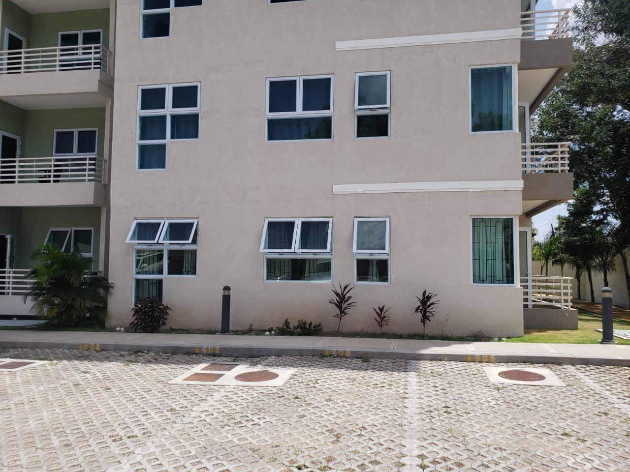 Fifteenth image of 10-14 Crieffe Road in Kingston 6, St. Andrew, Jamaica - property is For Rent