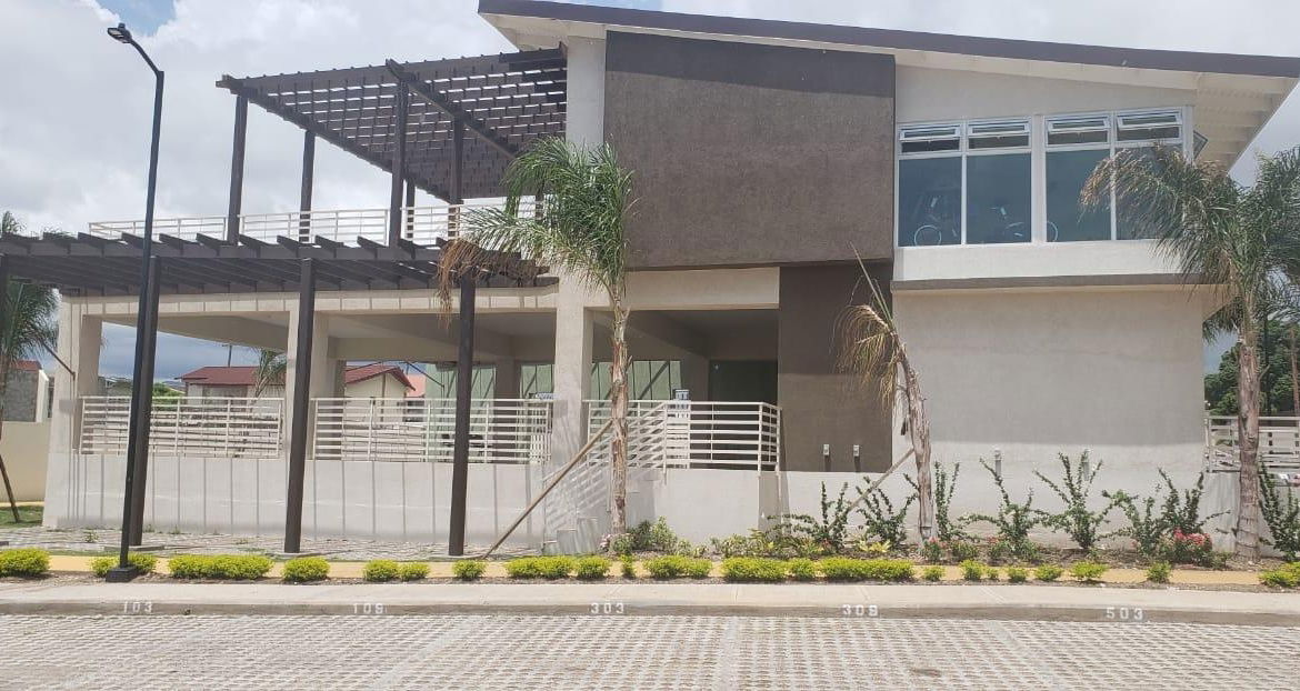 Nineteenth image of 10-14 Crieffe Road in Kingston 6, St. Andrew, Jamaica - property is For Rent