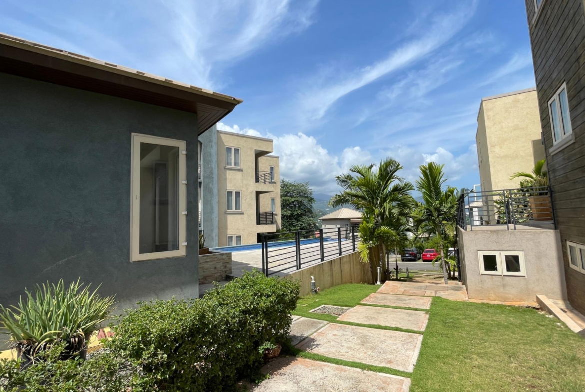 Sixth image of 201- 23 Mayfair Close in Kingston 19, St. Andrew, Jamaica - property is For Rent