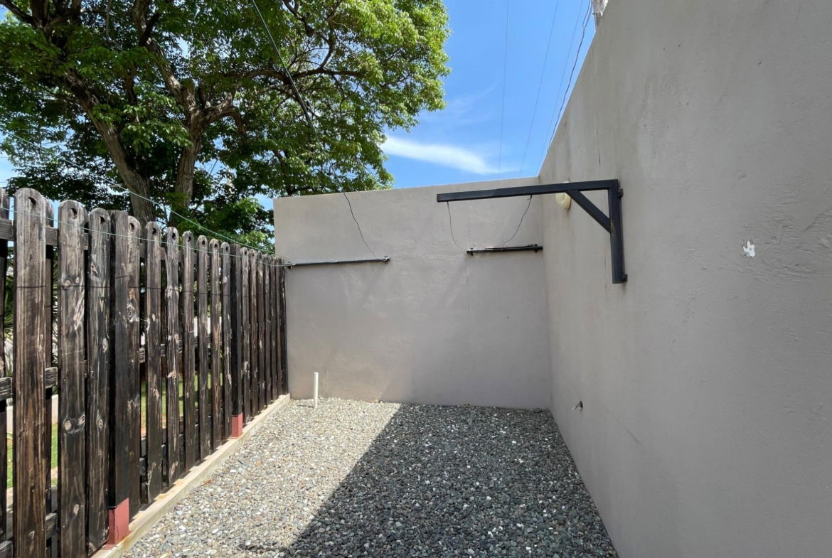 Eighth image of 201- 23 Mayfair Close in Kingston 19, St. Andrew, Jamaica - property is For Rent