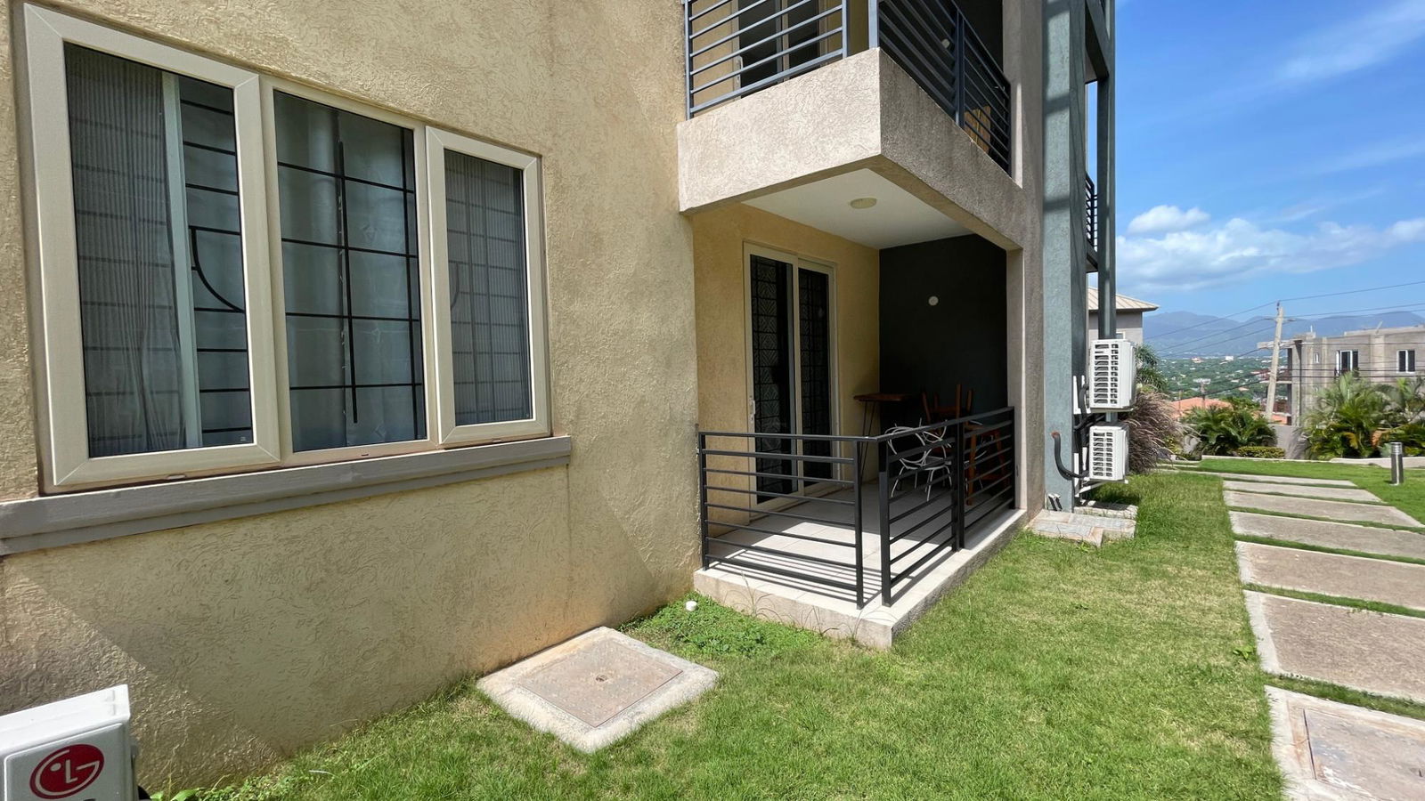 Tenth image of 201- 23 Mayfair Close in Kingston 19, St. Andrew, Jamaica - property is For Rent