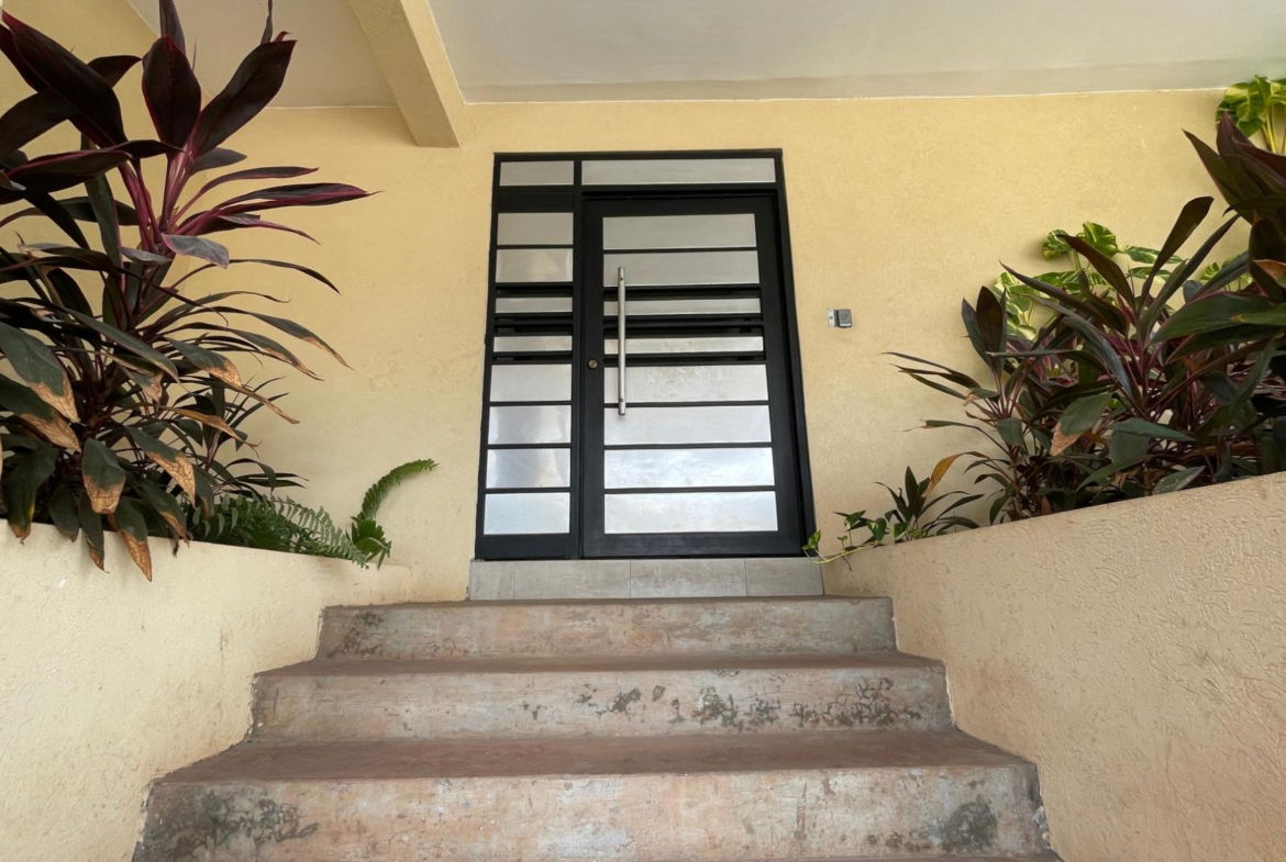 Fourteenth image of 201- 23 Mayfair Close in Kingston 19, St. Andrew, Jamaica - property is For Rent
