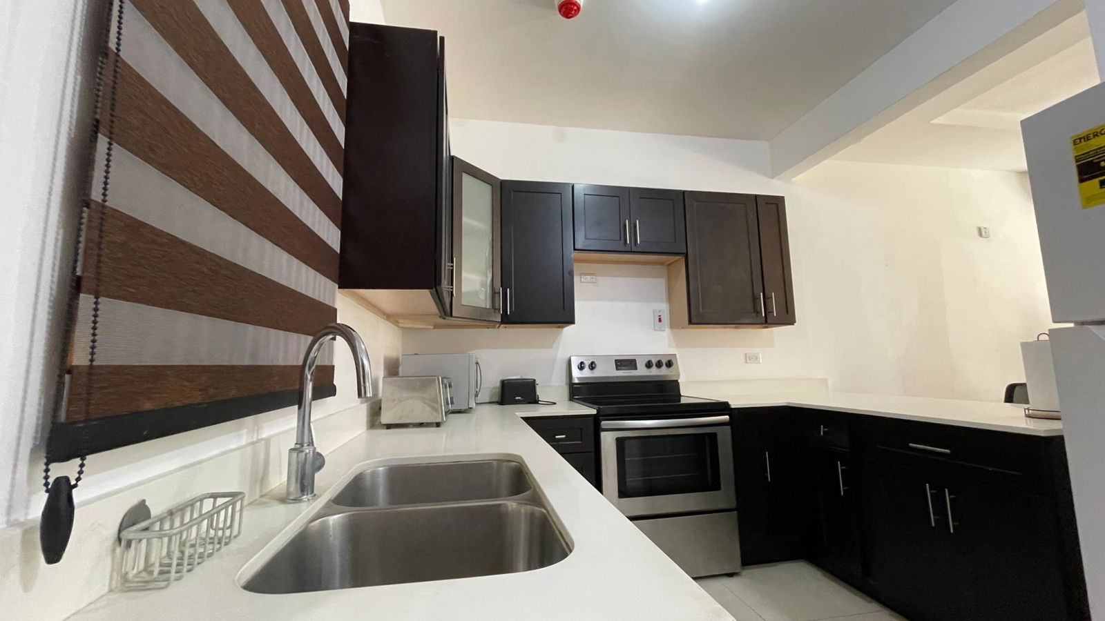 Fifteenth image of 201- 23 Mayfair Close in Kingston 19, St. Andrew, Jamaica - property is For Rent