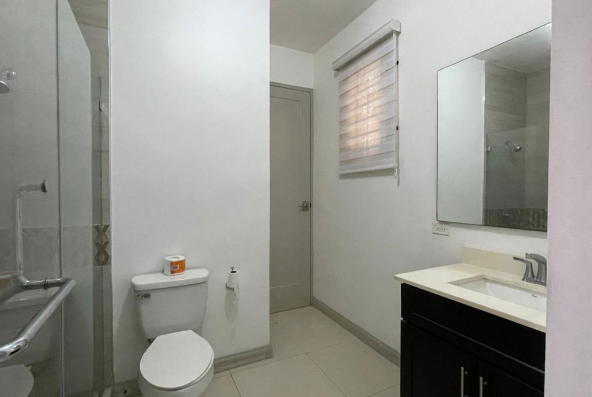 Twentieth image of 201- 23 Mayfair Close in Kingston 19, St. Andrew, Jamaica - property is For Rent