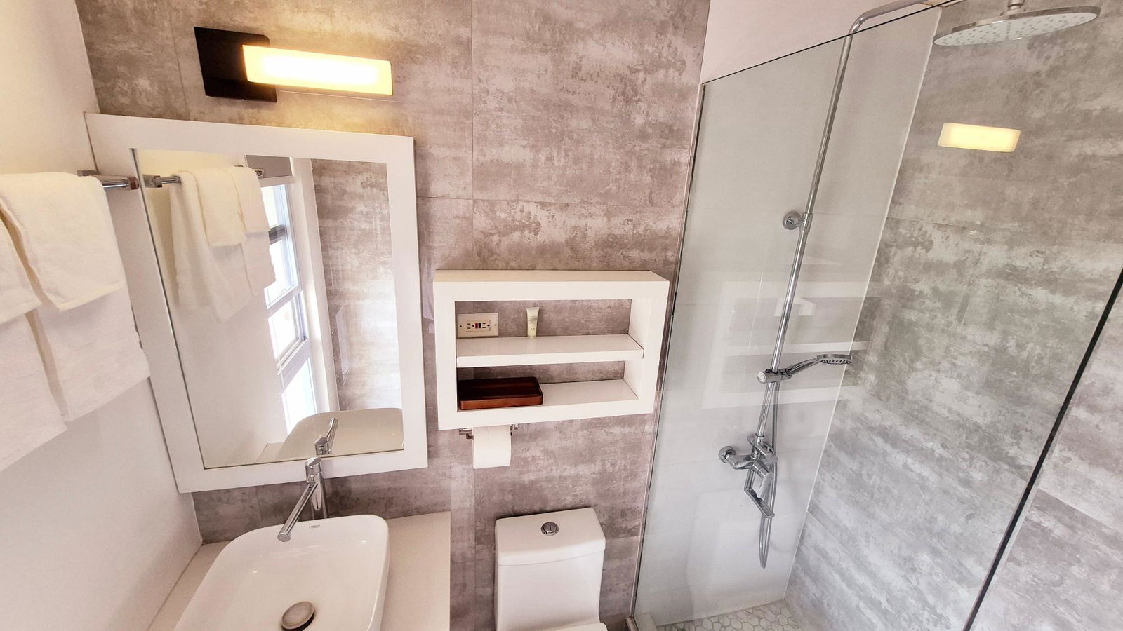 Eleventh image of 2f- Black Birch in Kingston 6, St. Andrew, Jamaica - property is For Rent